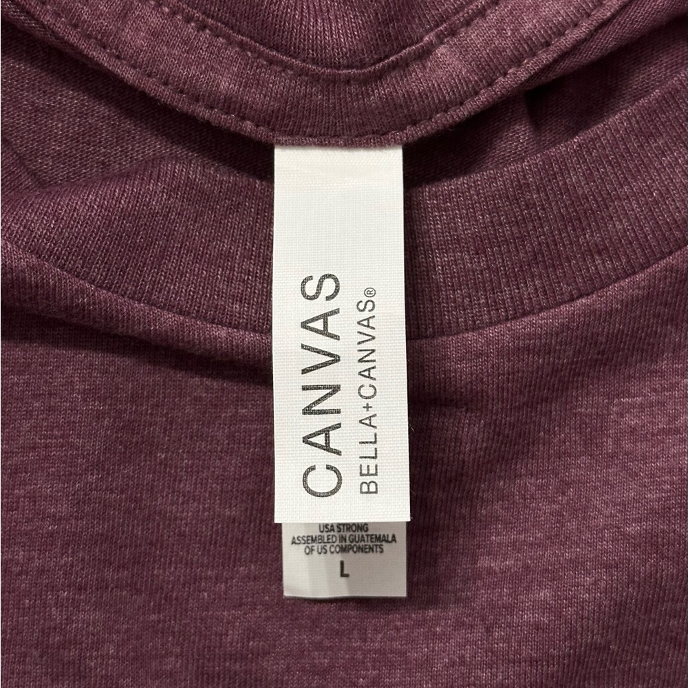 Women’s NWOT Valentine’s Day Graphic T-shirt Burgundy Thick Thigh Vibes Hearts - Picture 4 of 5